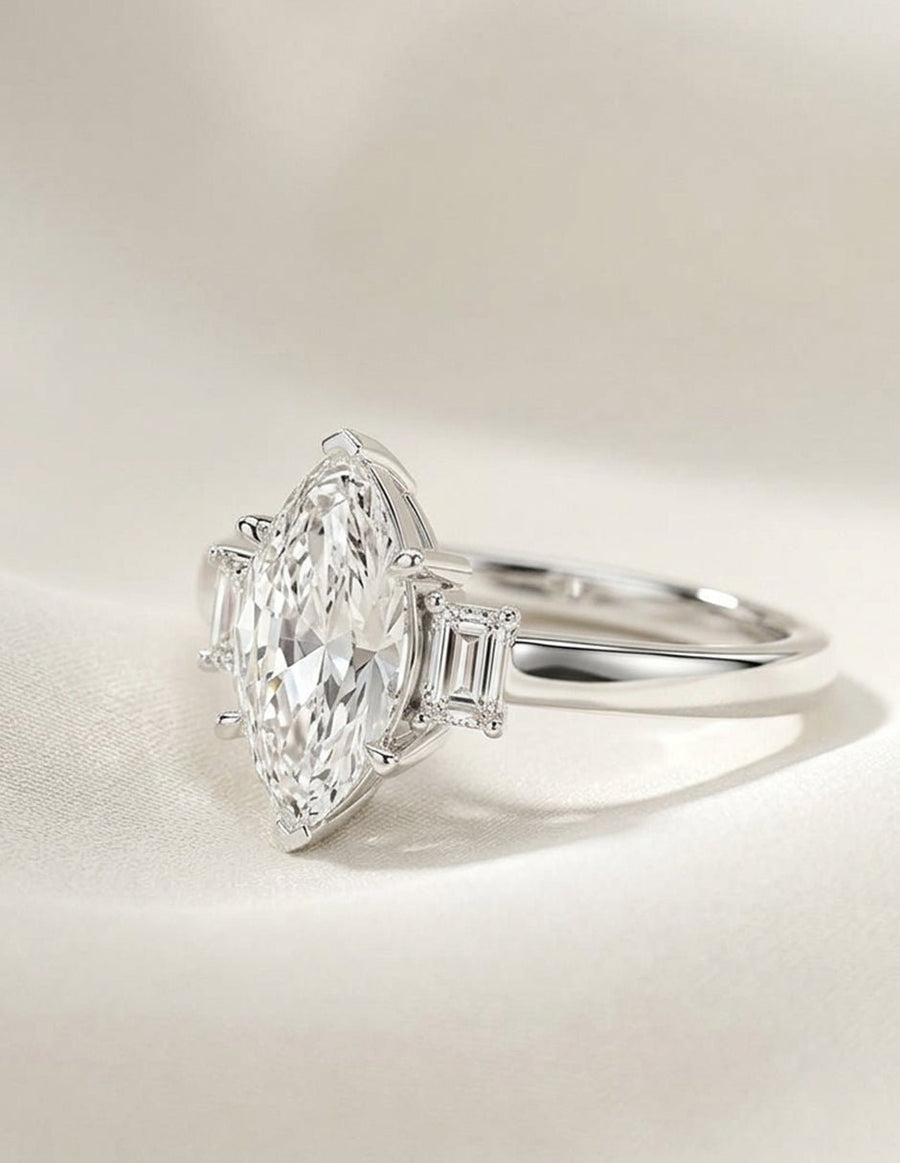 Anillo de compromiso - tres piedras - AMORE521-MQ-LG