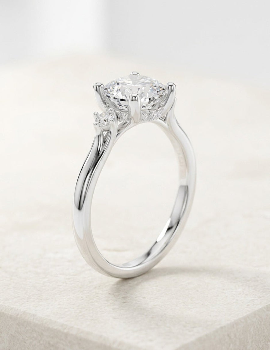 Anillo de compromiso - tres piedras - AMORE534-CU-LG