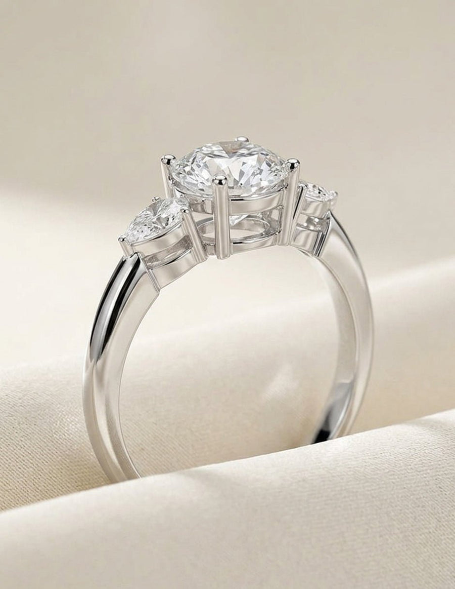 Anillo de compromiso - tres piedras - AMORE545-RD-LG