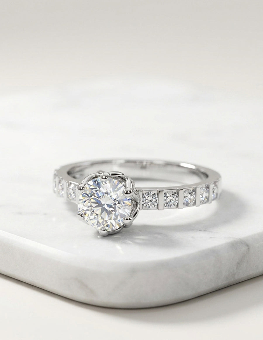 Anillo de Compromiso - piedras laterales - AMORE550-RD-CZ