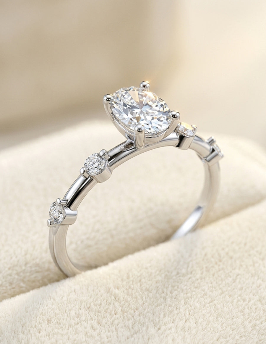 Anillo de Compromiso - piedras laterales - AMORE583-OV-CZ