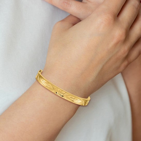 14K Yellow Gold Diamond-Cut Concave Oversize Hinged Bangle (5/16")