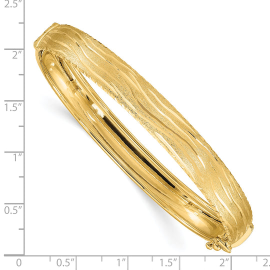 14k Yellow Gold Textured Diamond-Cut Hinged Bangle Bracelet