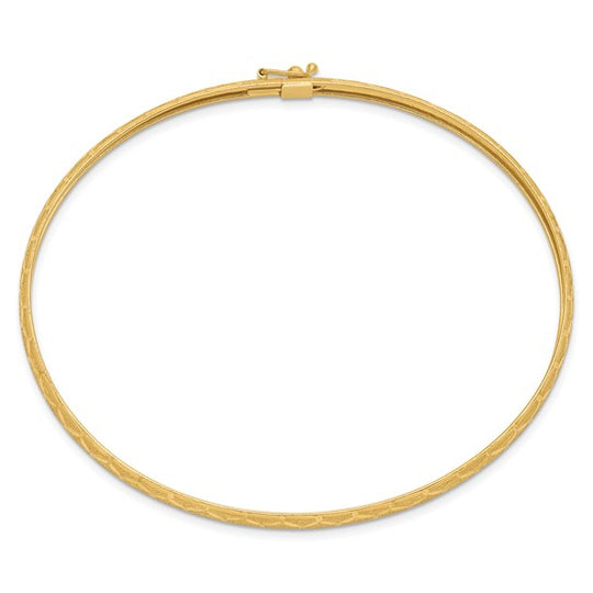 14K Yellow Gold Flexible Oval Bangle – Hexagonal Design, Diamond Cut, 4.5 mm