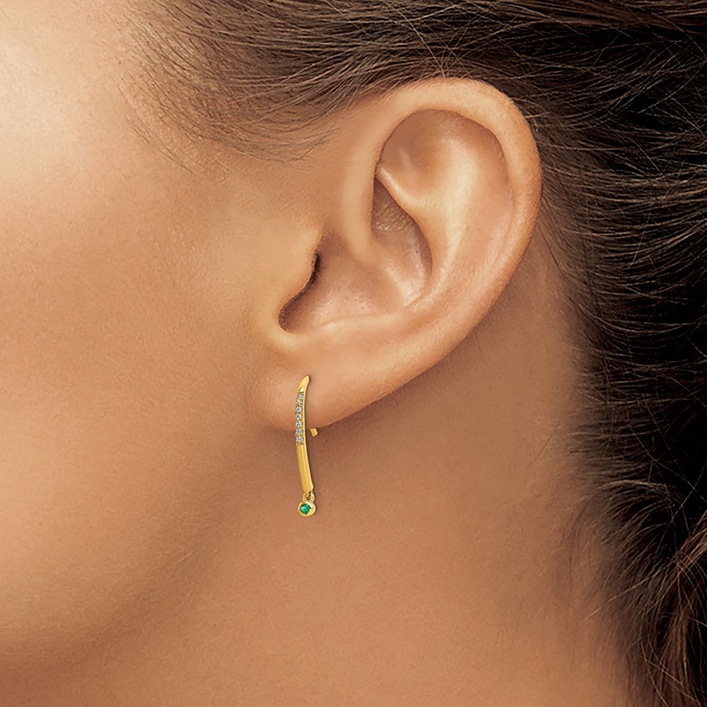 Pendientes Colgantes de Esmeralda y Diamantes en Oro Amarillo de 14k con Acabado Pulido