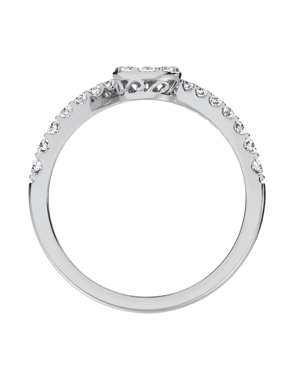Anillo con Diamantes de Laboratorio en Oro Blanco de 10k