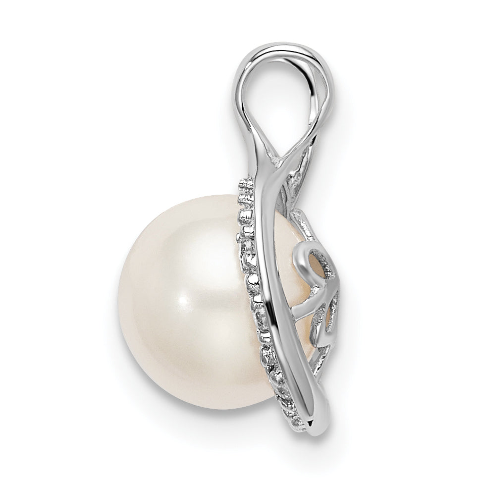 Freshwater Cultured Pearl and Diamond Chain Pendant in 14k White Gold