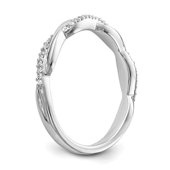 Anillo de Boda en Oro Blanco de 14K con Diseño de Torzal y 1/8 Quilate de Diamantes Completos
