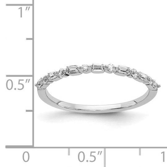 Anillo de Diamantes de Fantasía en Oro Blanco de 14K