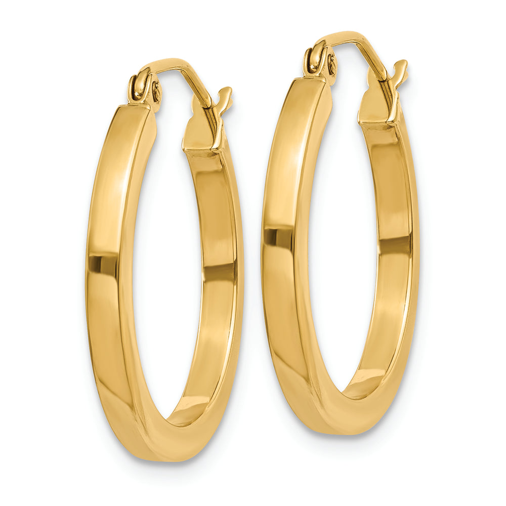 Aretes de Aro Tubo Cuadrado de 2 mm en Oro Amarillo de 14k