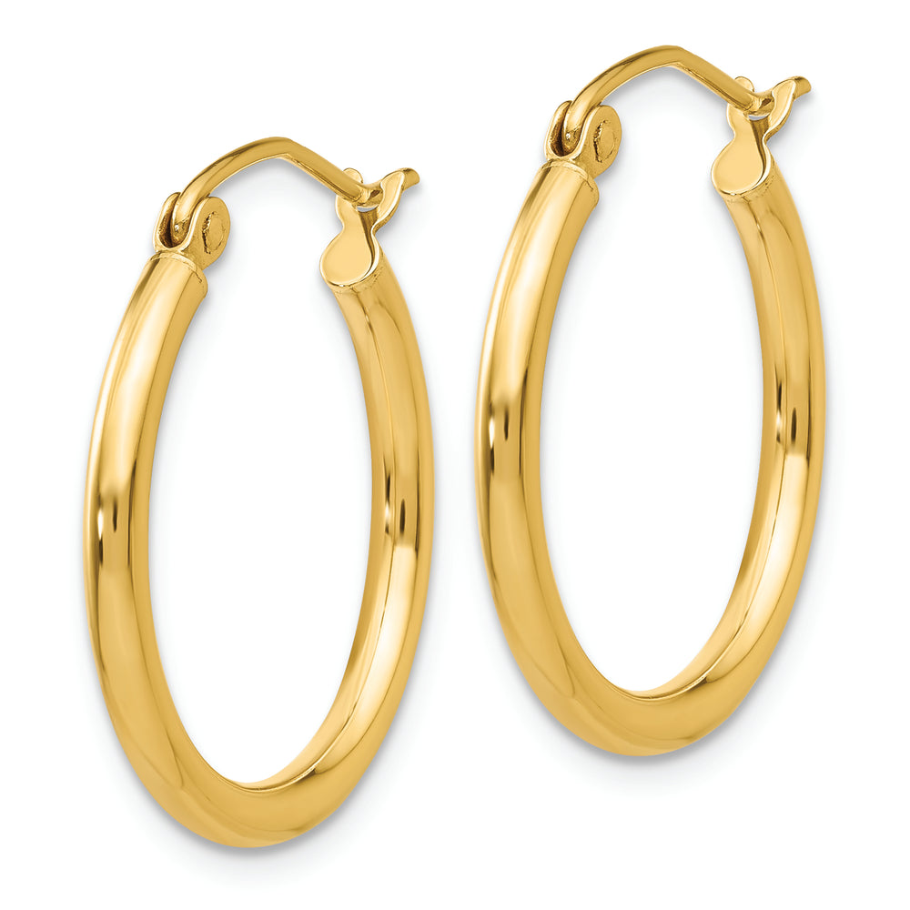 Aretes de Aro Tubular Ligero Pulido de 2x20 mm en Oro de 14K