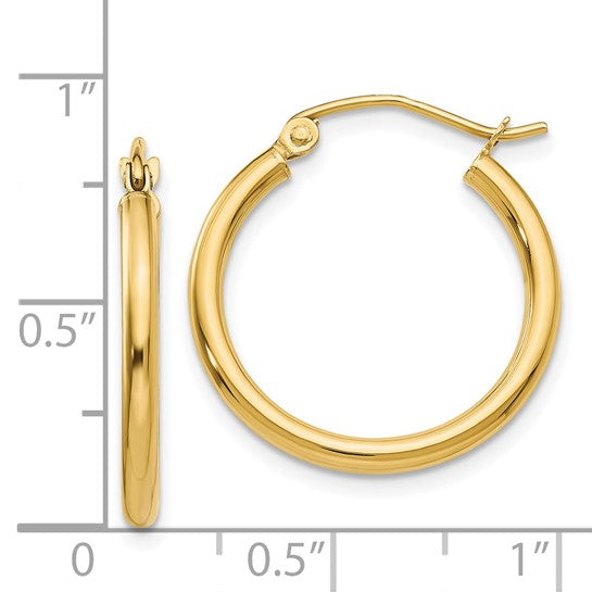Aretes de Aro Tubular Ligero Pulido de 2x20 mm en Oro de 14K