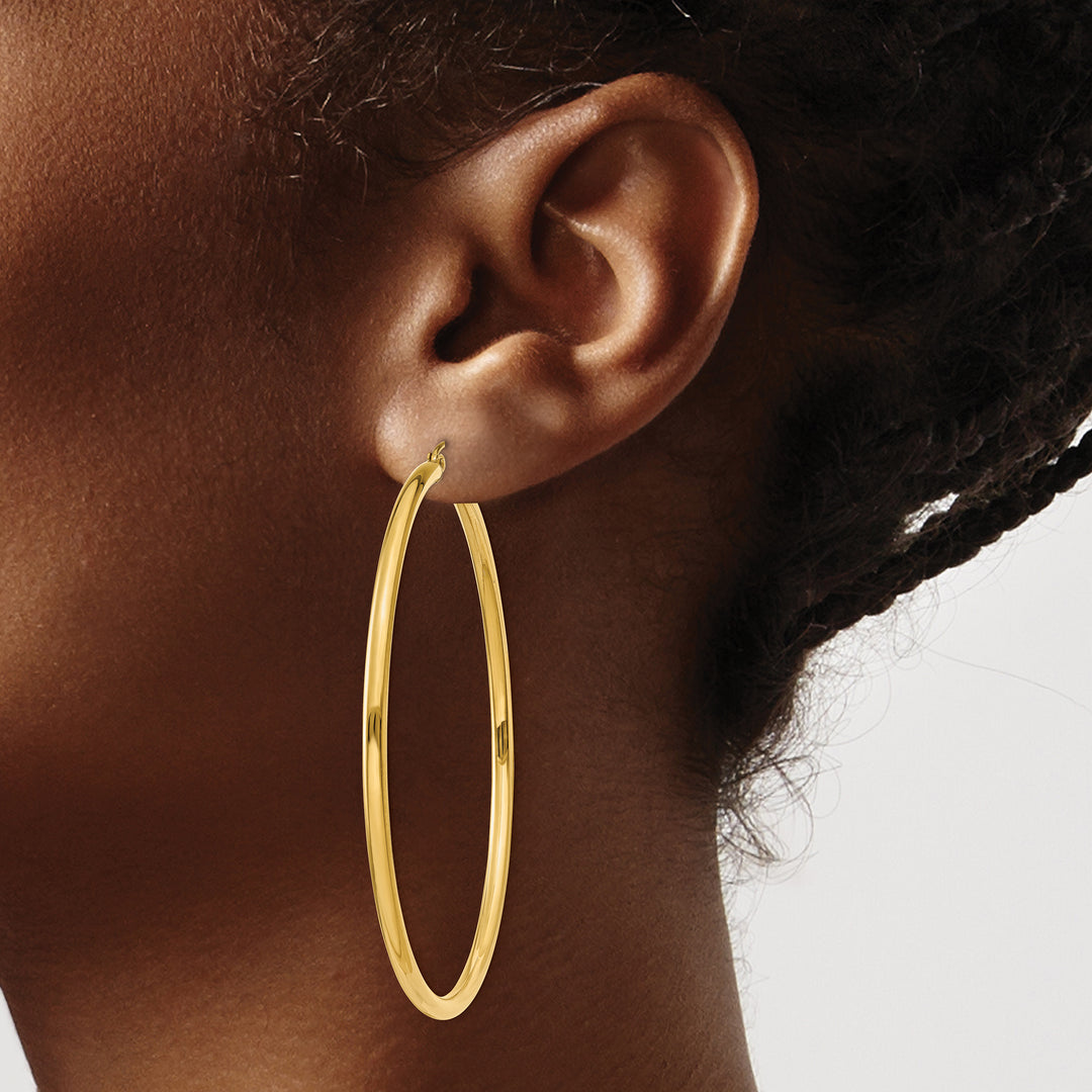 Aretes de Aro Tubulares Livianos de 2.5 mm en Oro Amarillo de 14K Pulidos