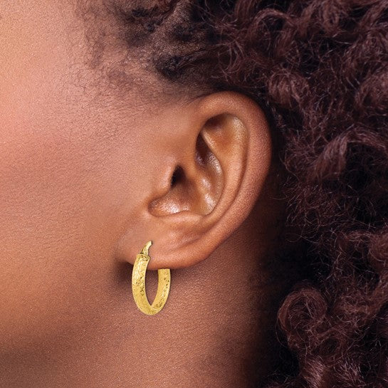 Pendientes de Aro Elegantes con Corte Diamante y Acabado Pulido 14K