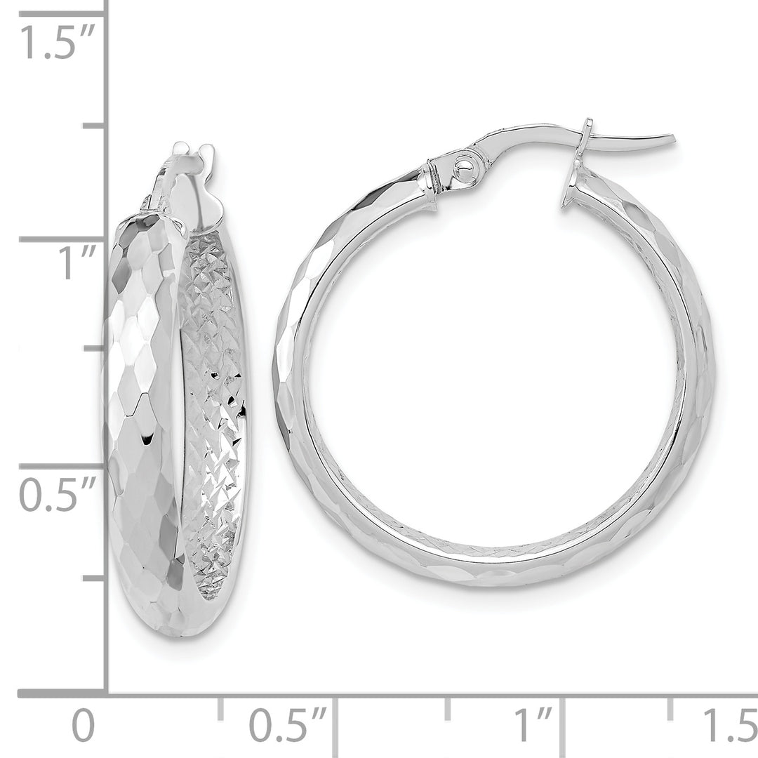 Aretes de Aro Interno de Fantasía en Oro Blanco de 14k Pulidos y con Textura de Corte Diamante