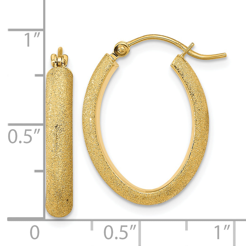 Aretes de Aro Ovalados Satinados y Pulidos en Oro Amarillo de 14K