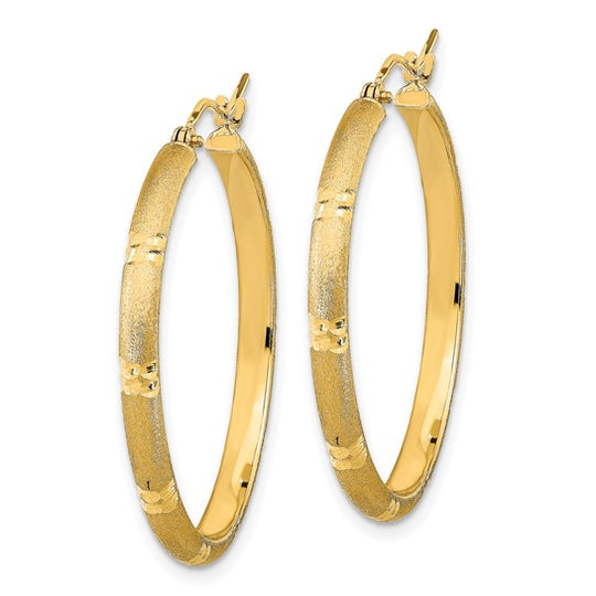 Aretes de Aro en Oro Amarillo de 14k Pulidos y Satinados con Corte Diamante