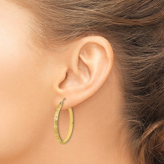 Aretes de Aro en Oro Amarillo de 14k Pulido, Satinado y Corte Diamante