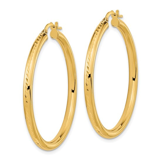 Aretes de Aro Texturizados y Pulidos en Oro Amarillo de 14K