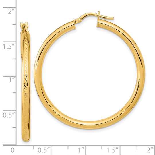 Aretes de Aro Texturizados y Pulidos en Oro Amarillo de 14K