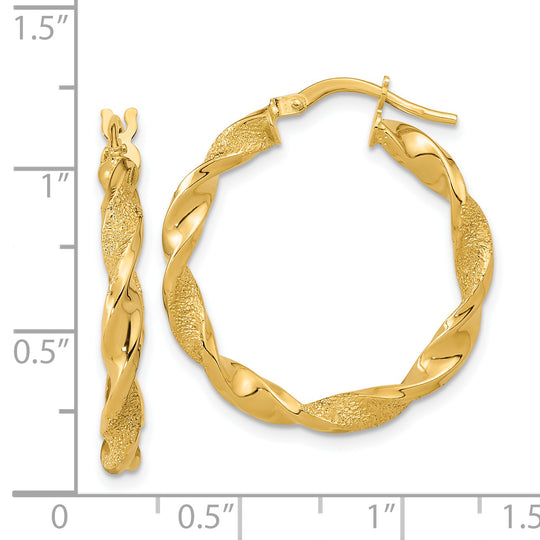 Aretes de Aro Torcidos en Oro Amarillo de 14K Pulidos y Texturizados