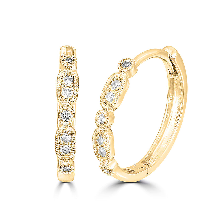 Aretes de aro apilables con diamantes Oro de 14 quilates de 1/10 quilates total.