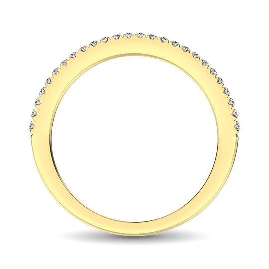 Oro amarillo de 14 quilates de 1/6 quilates total. Banda apilable de diamantes
