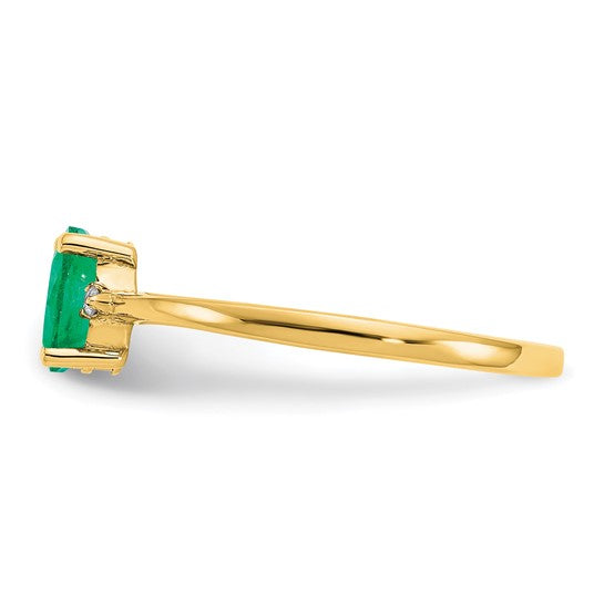 Anillo de Oro de 14k con Diamante y Esmeralda (Piedra de Nacimiento de Mayo)