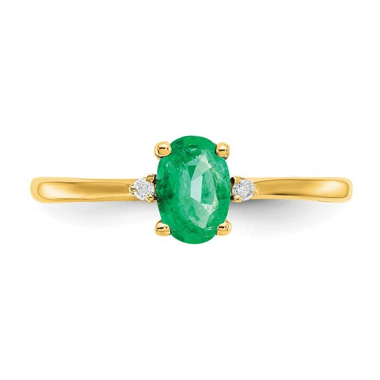 Anillo de Oro de 14k con Diamante y Esmeralda (Piedra de Nacimiento de Mayo)