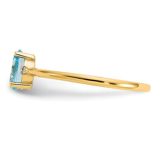 Anillo de Oro de 14k con Diamante y Topacio Azul (Piedra de Nacimiento)