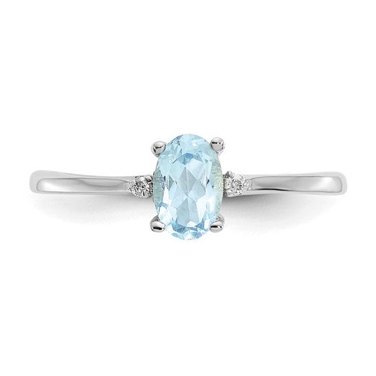Anillo de Nacimiento con Diamantes y Aguamarina en Oro