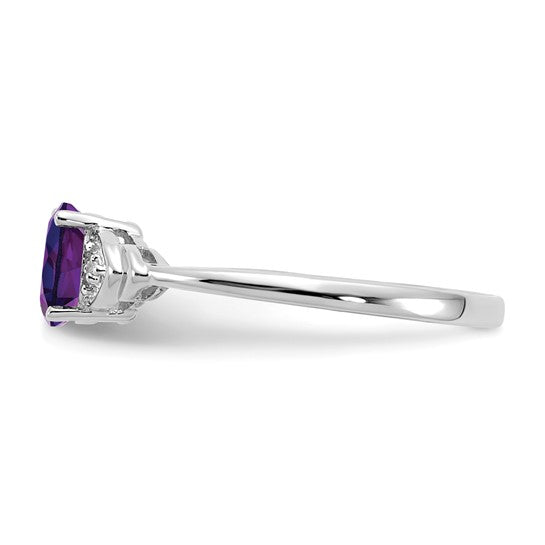 Anillo de Amatista y Diamantes en Oro de 14k
