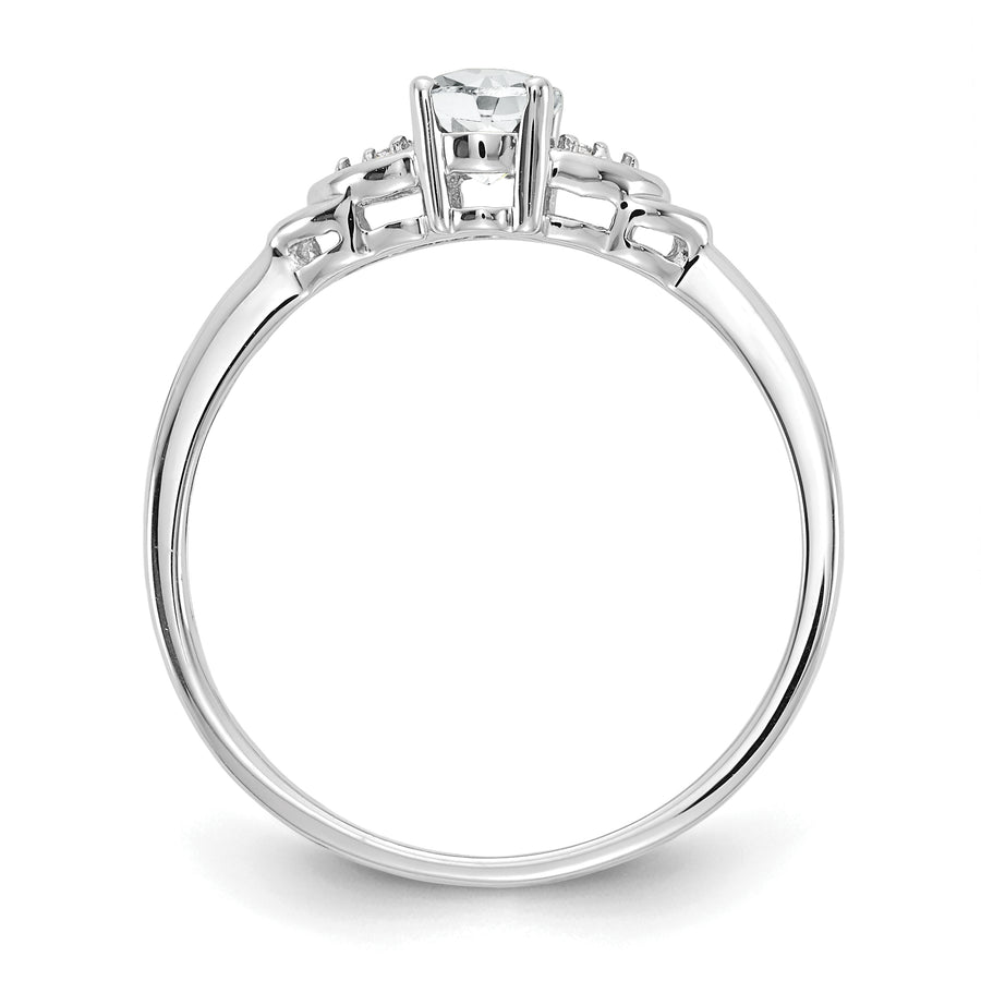 Anillo de Oro de 14k con Topacio Blanco y Diamantes