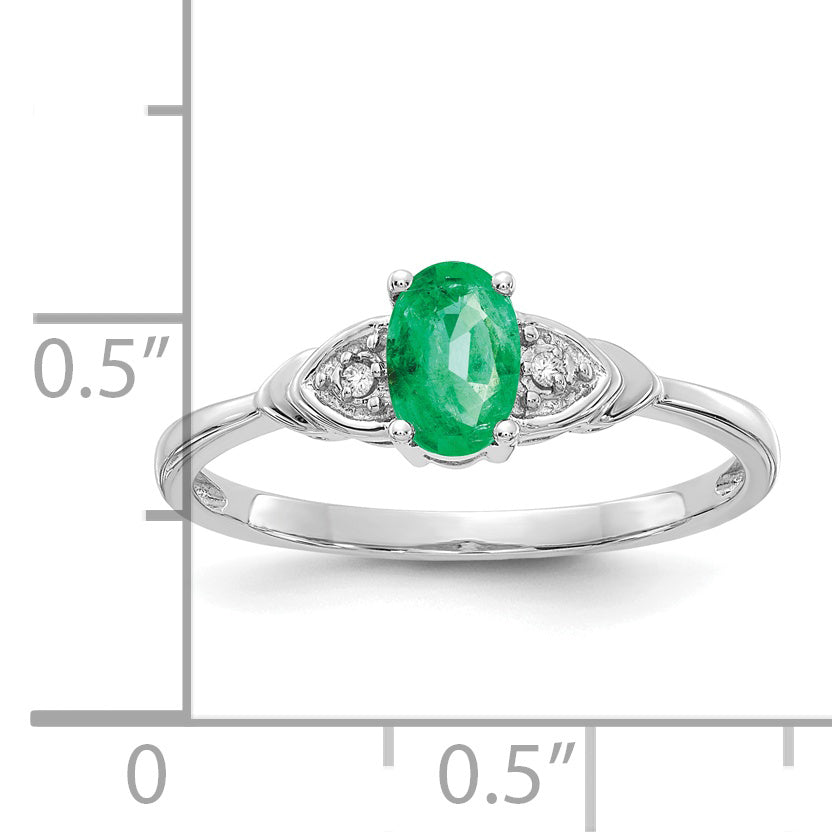 Anillo de Esmeralda y Diamantes en Oro de 14k
