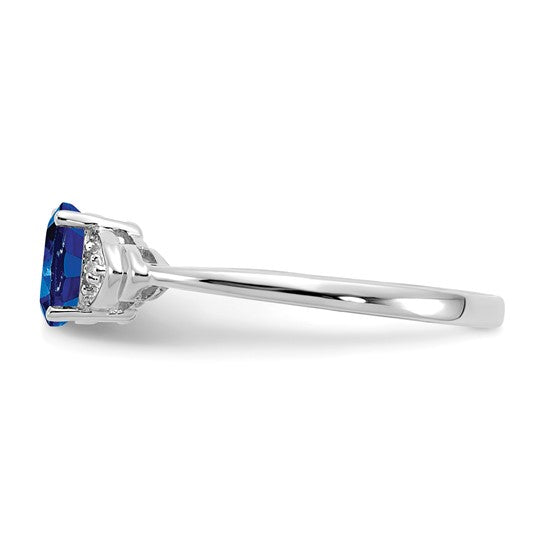Anillo de Zafiro y Diamantes de Oro Blanco de 14k