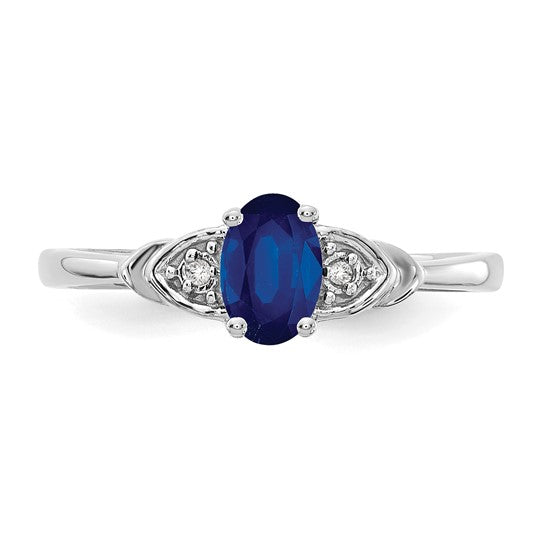 Anillo de Zafiro y Diamantes de Oro Blanco de 14k
