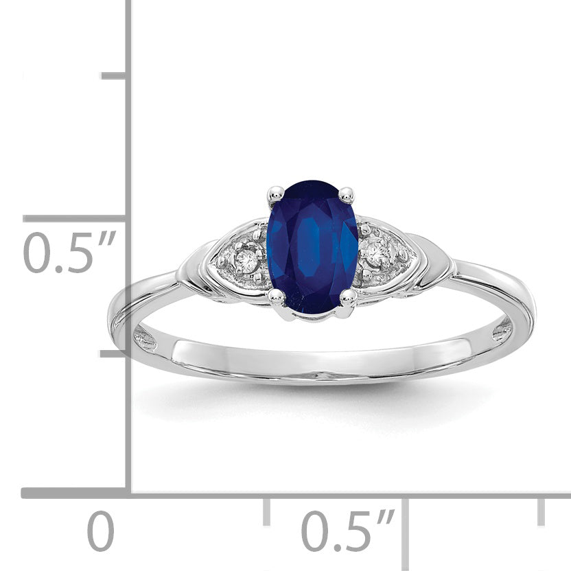 Anillo de Zafiro y Diamantes de Oro Blanco de 14k