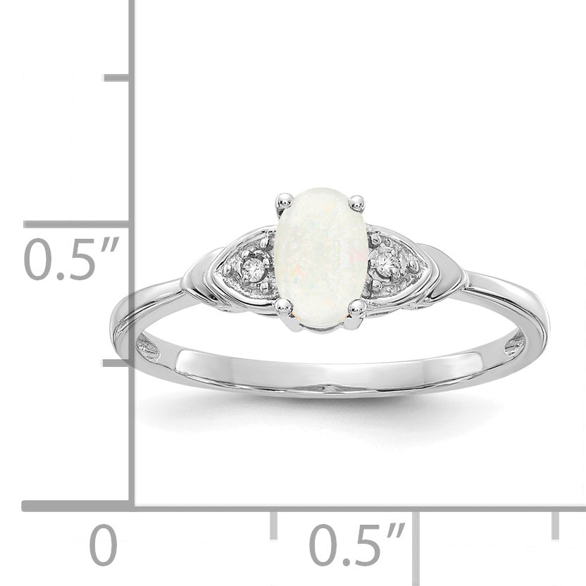 Anillo de Ópalo y Diamantes en Oro de 14k