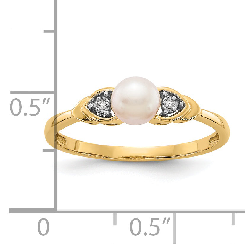 Anillo de Oro de 14k con Perla Cultivada de Agua Dulce y Diamante