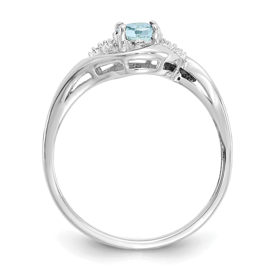 Anillo de Aguamarina y Diamantes en Oro de 14k