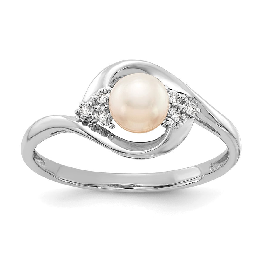 Anillo de Perla Cultivada de Agua Dulce y Diamante de 14k en Oro
