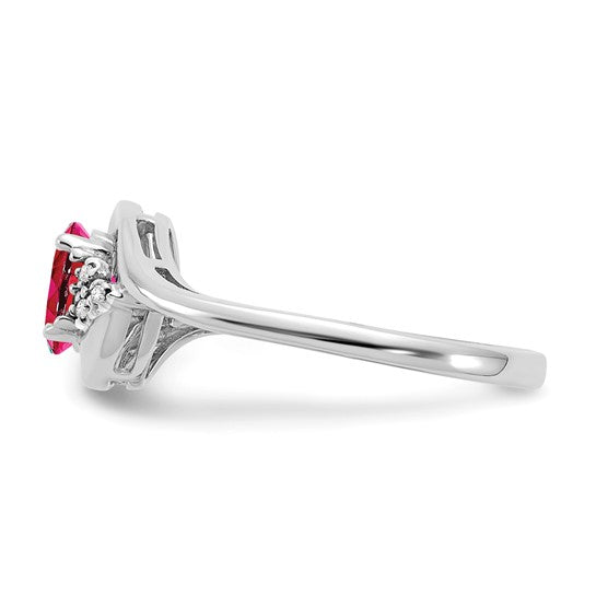 Anillo de Rubí y Diamante en Oro de 14k