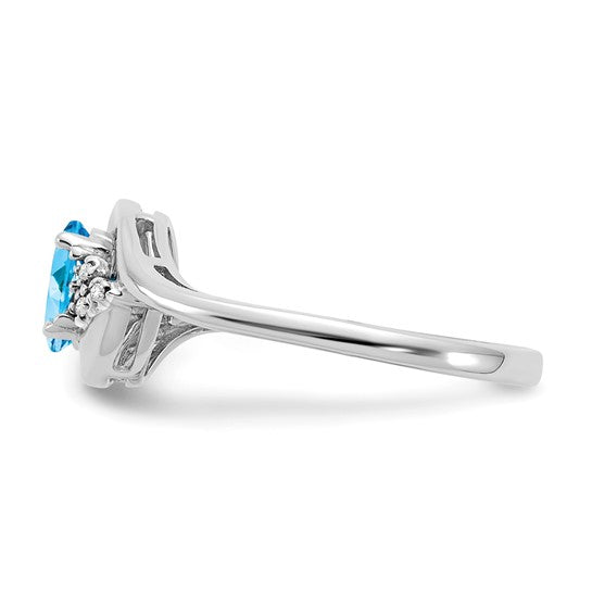 Anillo de Oro de 14k con Topacio Azul Suizo y Diamantes