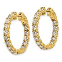 Aretes Aros In & Out con Diamantes Cultivados en Laboratorio de 2 3/4 Quilates y Cierre de Seguridad Patente en Oro de 14k