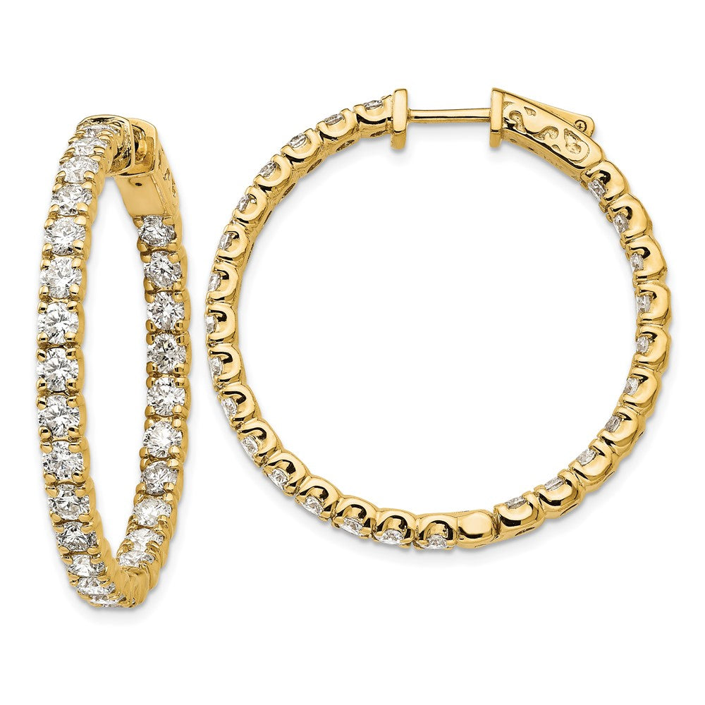 Aretes de Aro "In & Out" en Oro Amarillo de 14k con 4 7/8 Quilates de Diamantes Cultivados en Laboratorio, Cierre de Seguridad Patentado