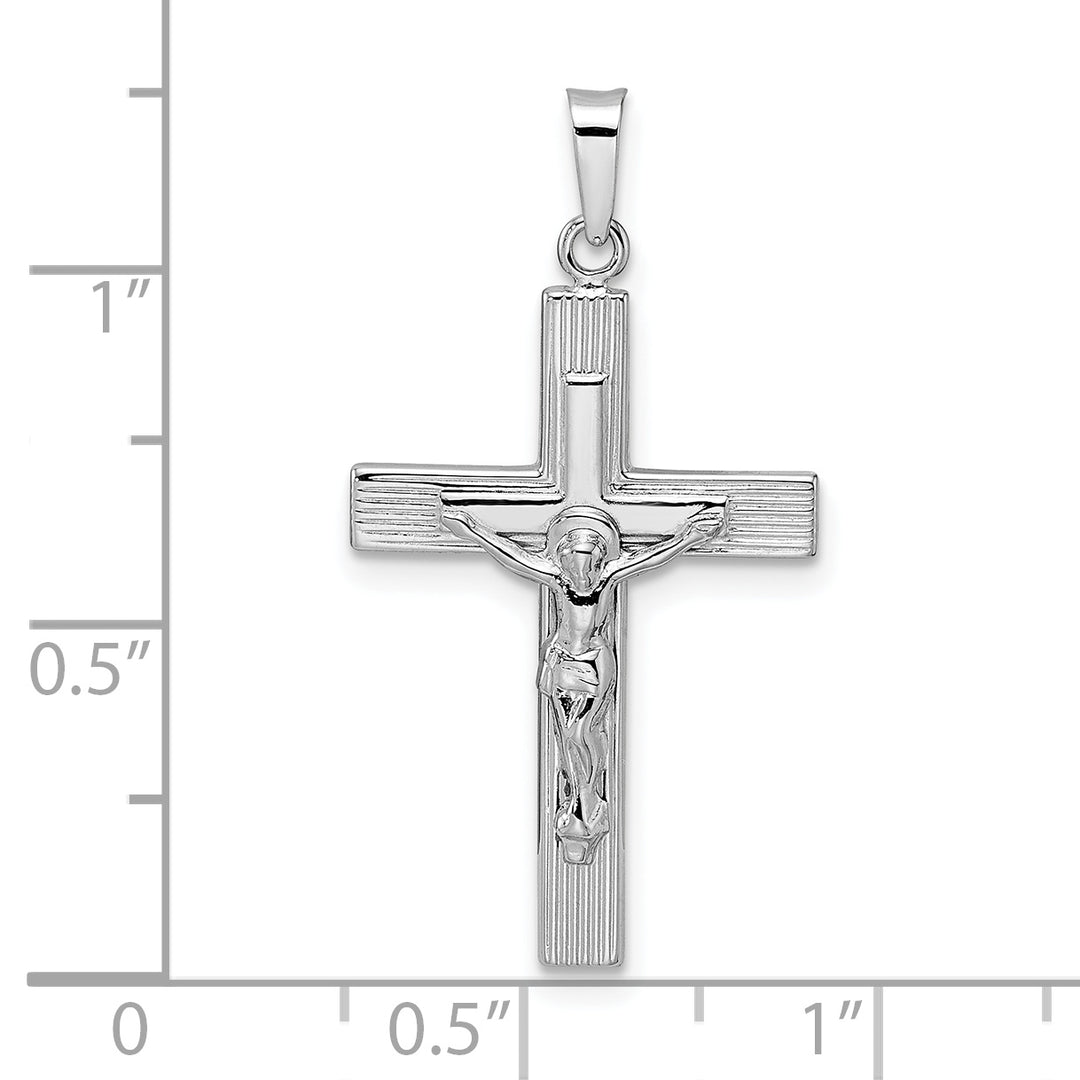 Colgante Crucifijo Estriado Sólido Pulido en Oro Blanco 14K
