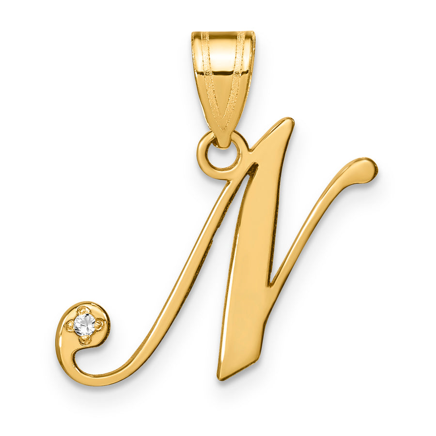 Dije con Letra "N" Estilo Escritura en Oro Amarillo de 14K con Diamante