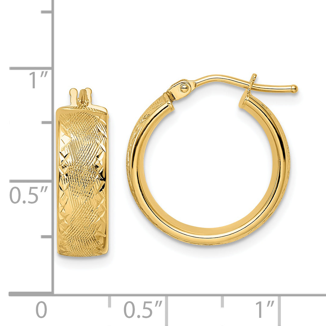 Aretes de Aro en Oro Amarillo de 14k con Acabado Pulido y Textura de Corte Diamante