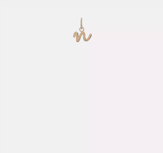 Dije con Letra "n" Minúscula Inicial en Oro Amarillo de 14K
