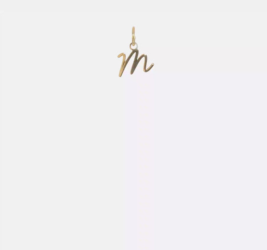 Dije con Letra “M” Mayúscula en Oro Amarillo de 14K